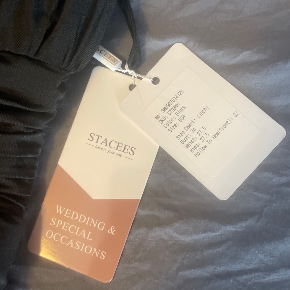 STACEES DRESS - Picture 5 of 6